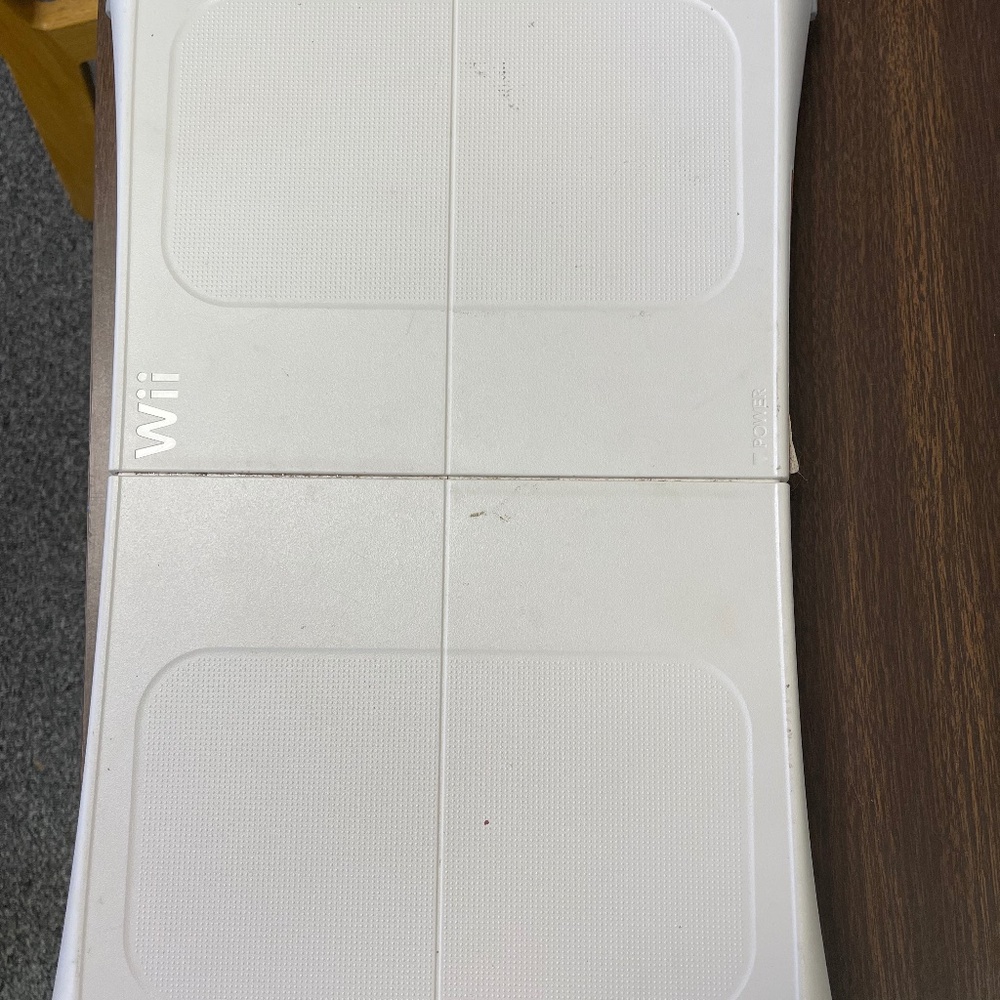 Wii fit board MB66